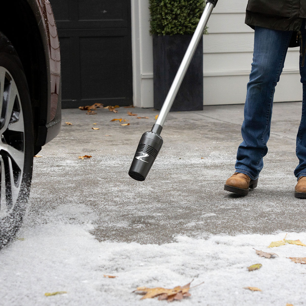 Cordless Air Broom ZoomBroom Inc.