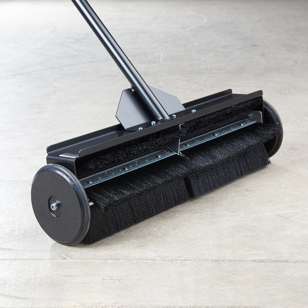 ErgoSweep Rotating Push Broom MMIX Technologies LLC