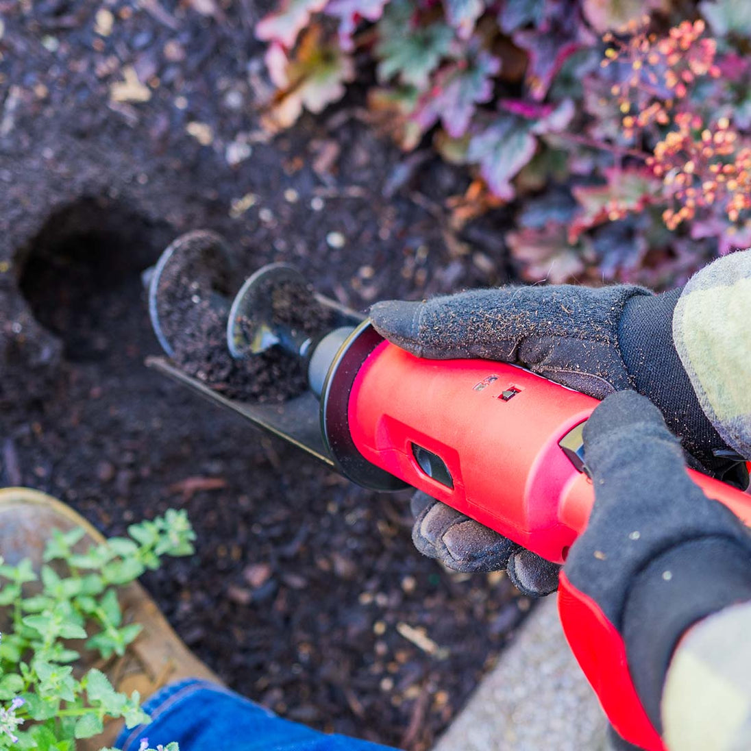 Cordless Electric Auger Tool Richard Goren Enterprises LLC/ Rotoshovel
