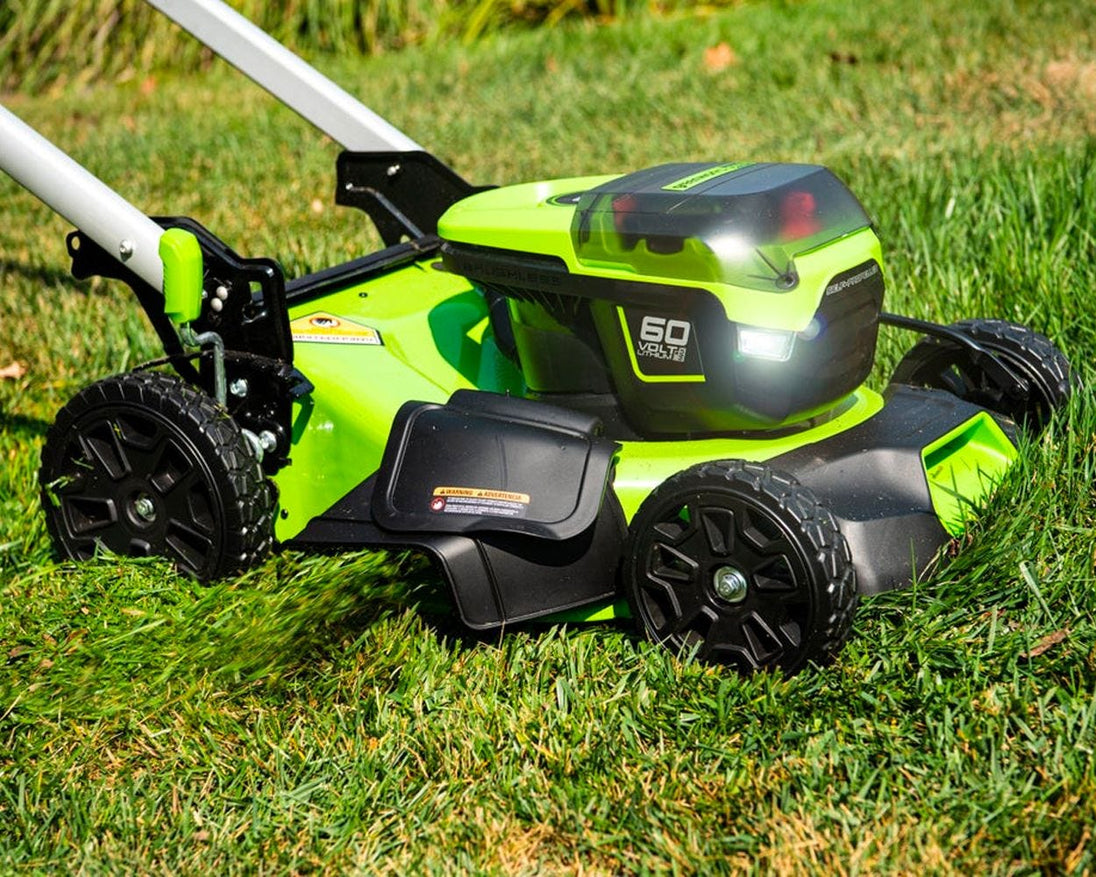 60V 21" Cordless Battery Push Mower and 610 CFM Blower Combo Kit w/ 5.0Ah Battery and Charger greenworkstools