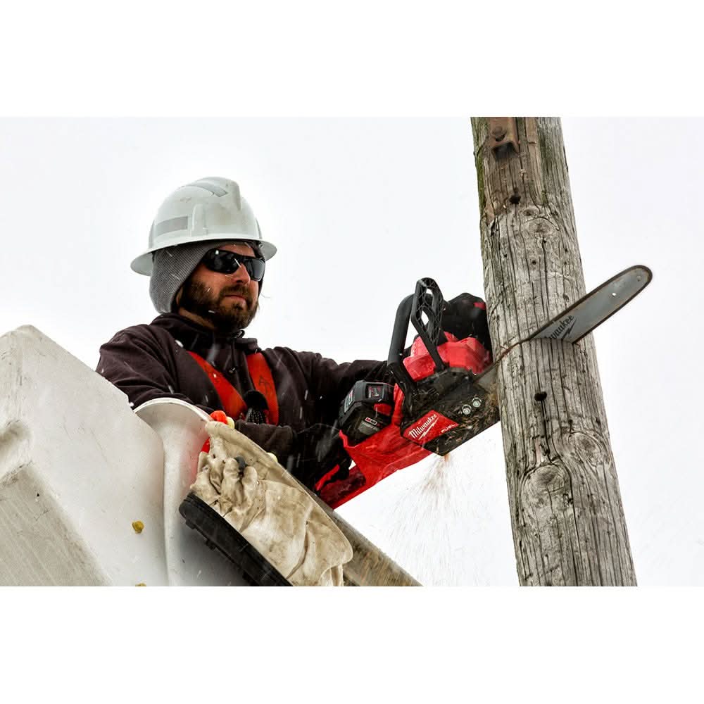 Milwaukee 2727-20 M18 FUEL 16" Chainsaw, Tool Only Milwaukee