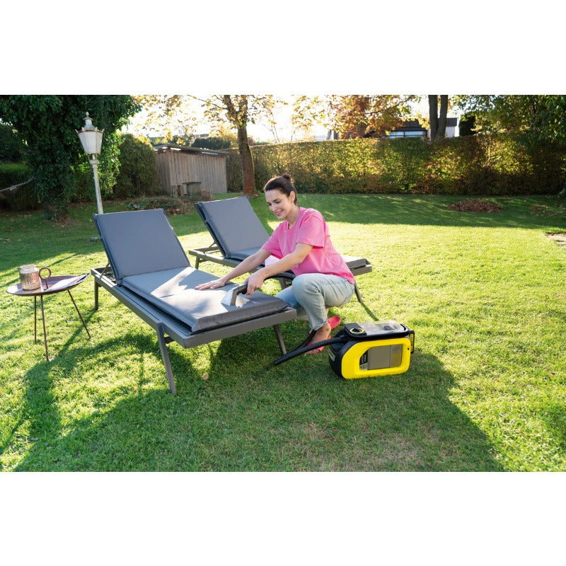 Kärcher Battery Spray Extraction Cleaner SE 3-18 Compact Garden Plus