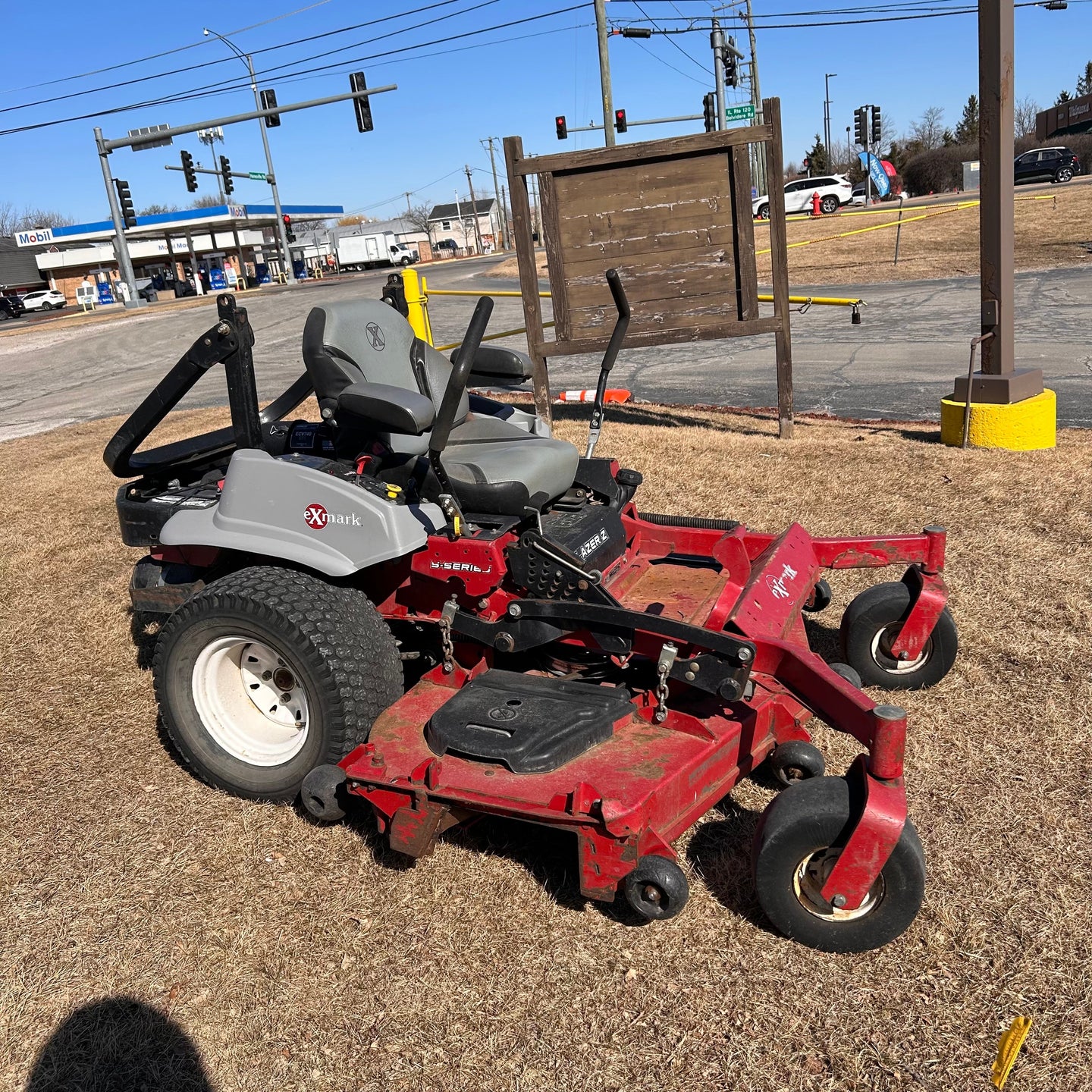 Exmark 72 In. LZS749AKC72400 Lazer Z S-Series Mower Exmark