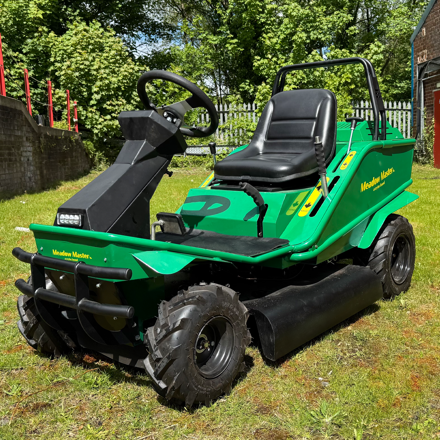 Meadow Master Compact Rough Cut Ride On Mower Honda GX630 Crytec