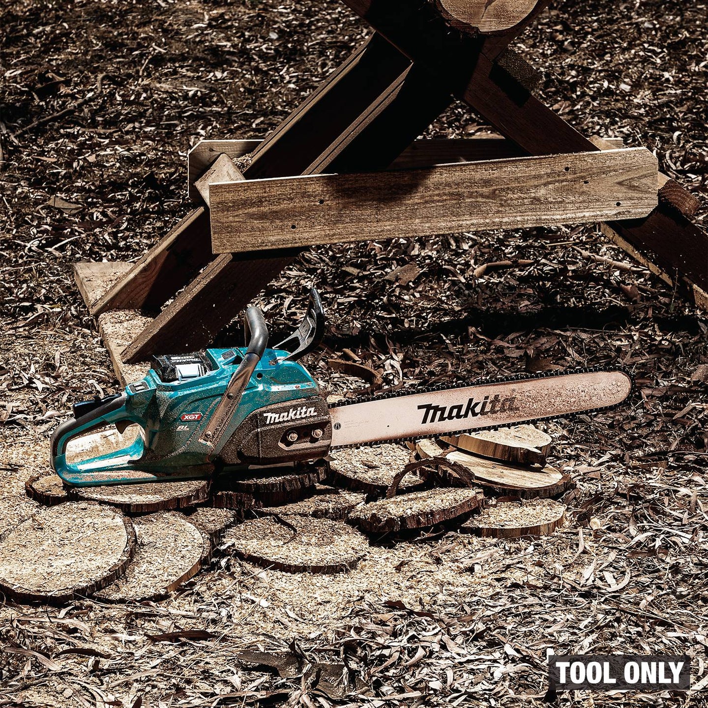 Makita GCU08Z 40V max XGT Brushless 20-in. Chain Saw, Tool Only Makita