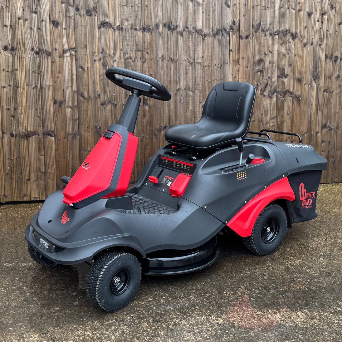 Crytec 26 inch Ride On Petrol Lawn Mower 224cc Mulcher Crytec
