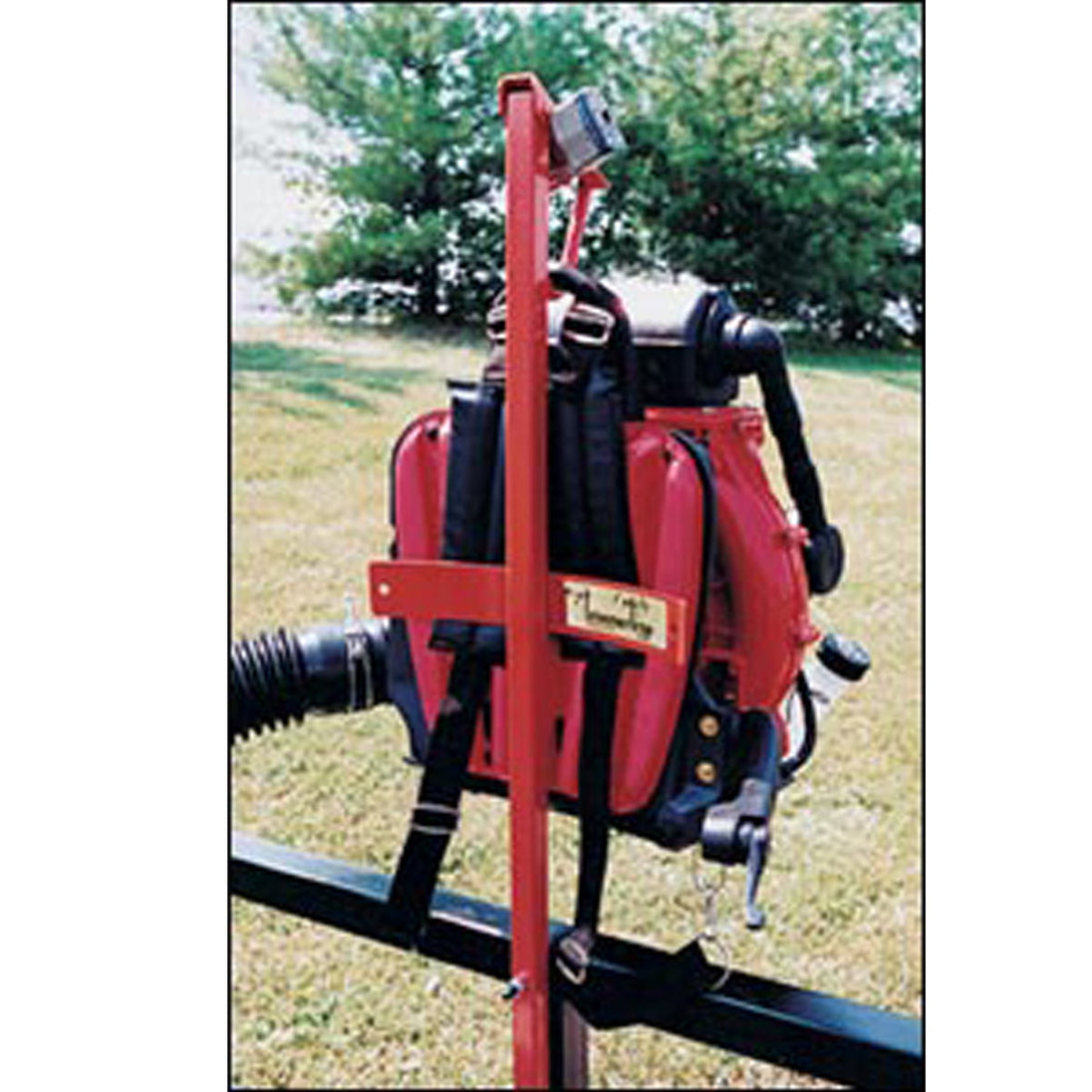 Trimmertrap BR1-3 Backpack Blower Rack Trimmer Trap