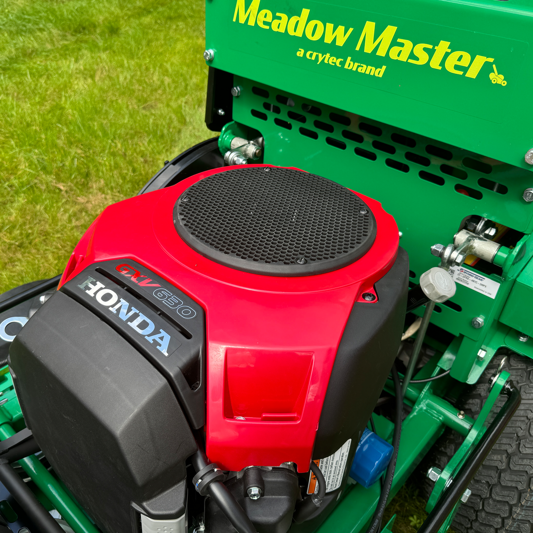 Meadow Master Zero Turn Stand On Mower Honda GX630 Engine Crytec