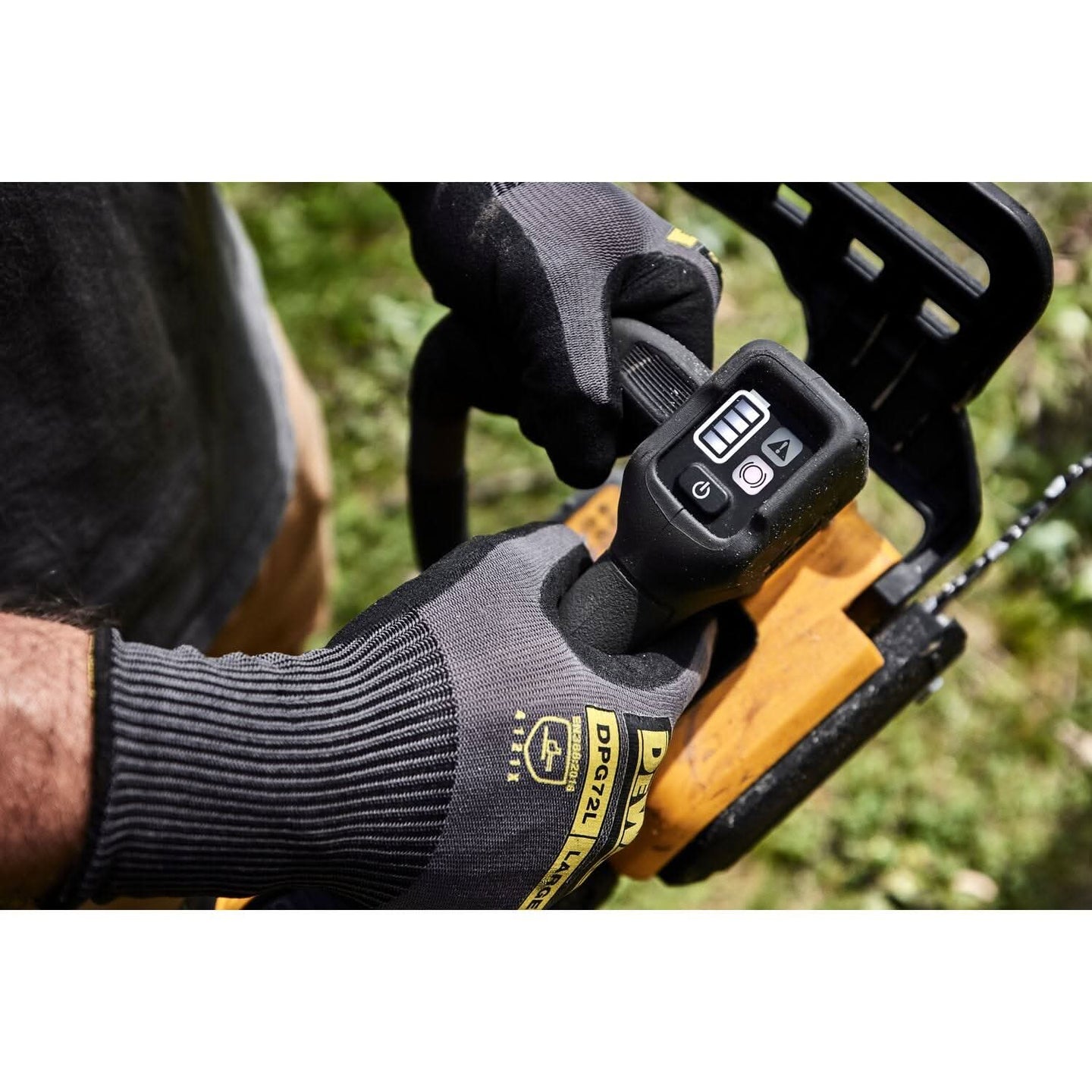 DeWalt DCCS674X2 FLEXVOLT 20V/60V MAX Brushless 14-in. Top Handle Chainsaw 9.0Ah Kit DeWALT