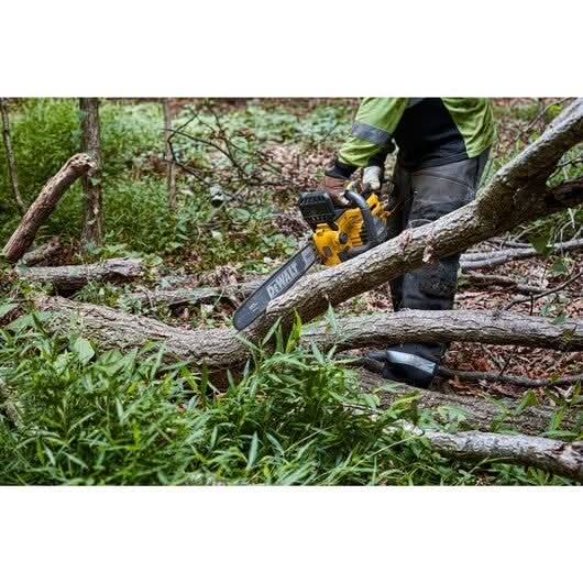 DeWalt DCCS677Z1 60V MAX Brushless 20 in. Chainsaw 15.0Ah Kit DeWALT