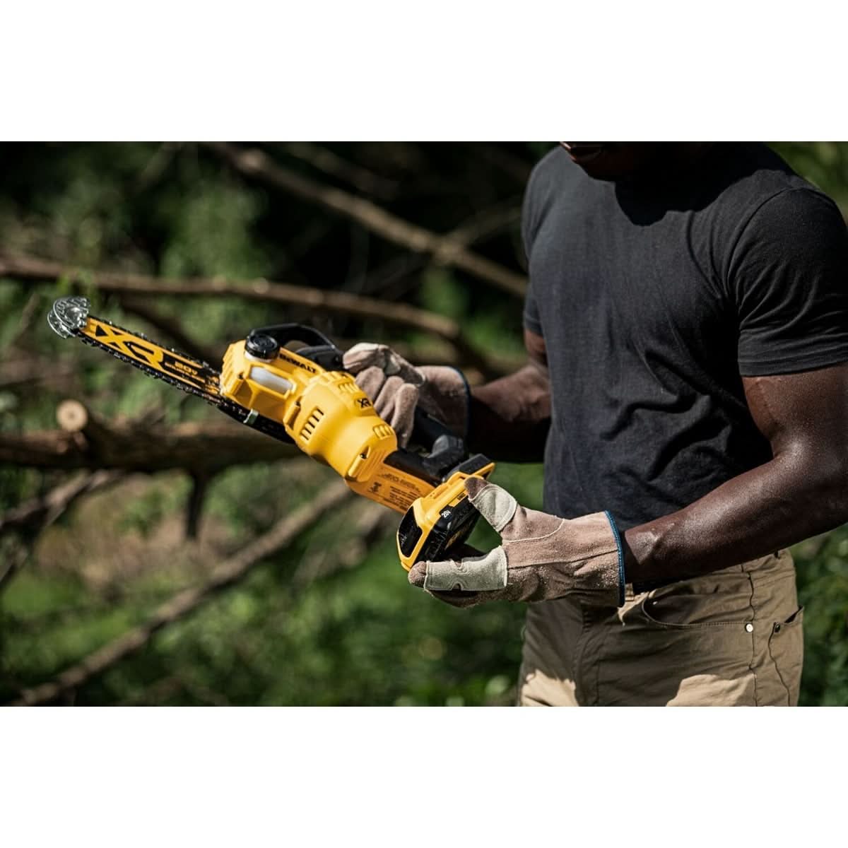 DeWalt DCCS623L1 20V MAX XR Brushless 8 in. Chainsaw 3.0Ah Kit DeWALT