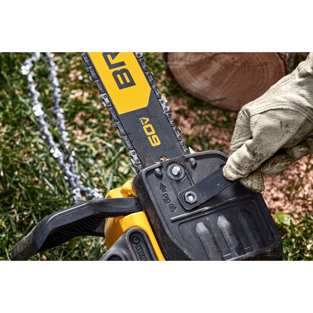 DeWALT DCCS672X1 FLEXVOLT 60V MAX 18-in. Brushless Chainsaw 9.0Ah Kit DeWALT