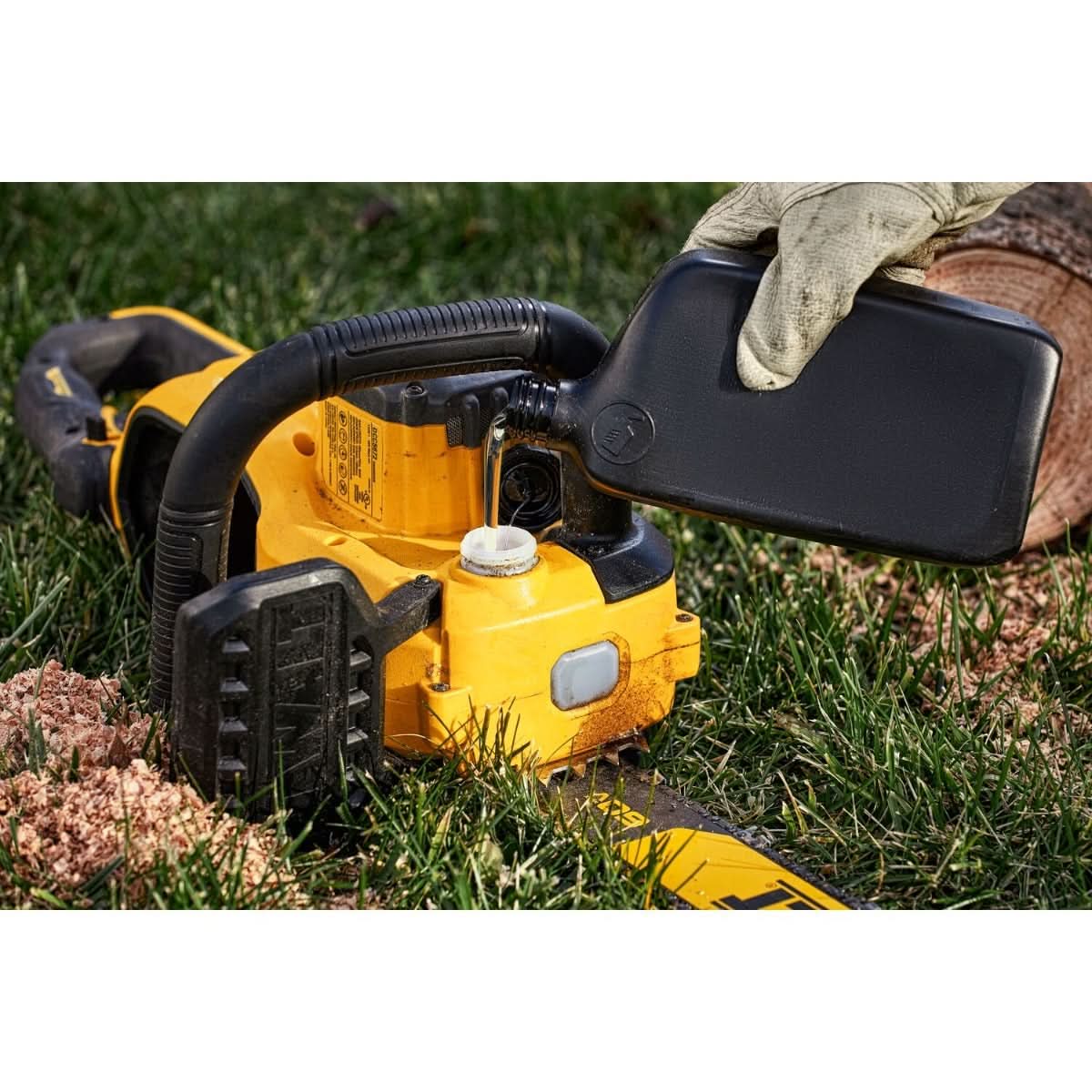 DeWALT DCCS672X1 FLEXVOLT 60V MAX 18-in. Brushless Chainsaw 9.0Ah Kit DeWALT