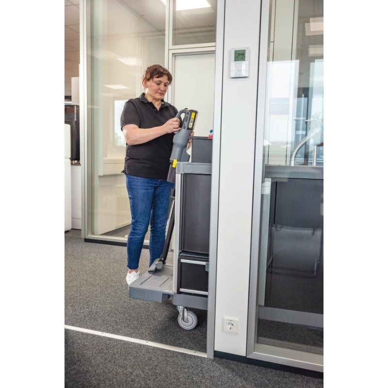 Kärcher Battery-Powered Vacuum Cleaner LVS 1/1 BP Garden Plus