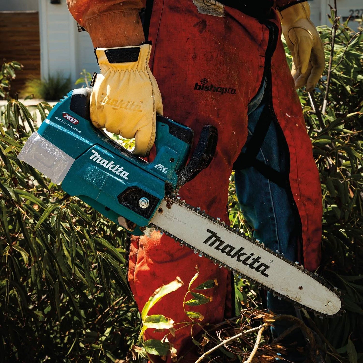 Makita GCU01Z 40V max XGT Brushless Cordless 12" Top Handle Chain Saw, Tool Only Makita