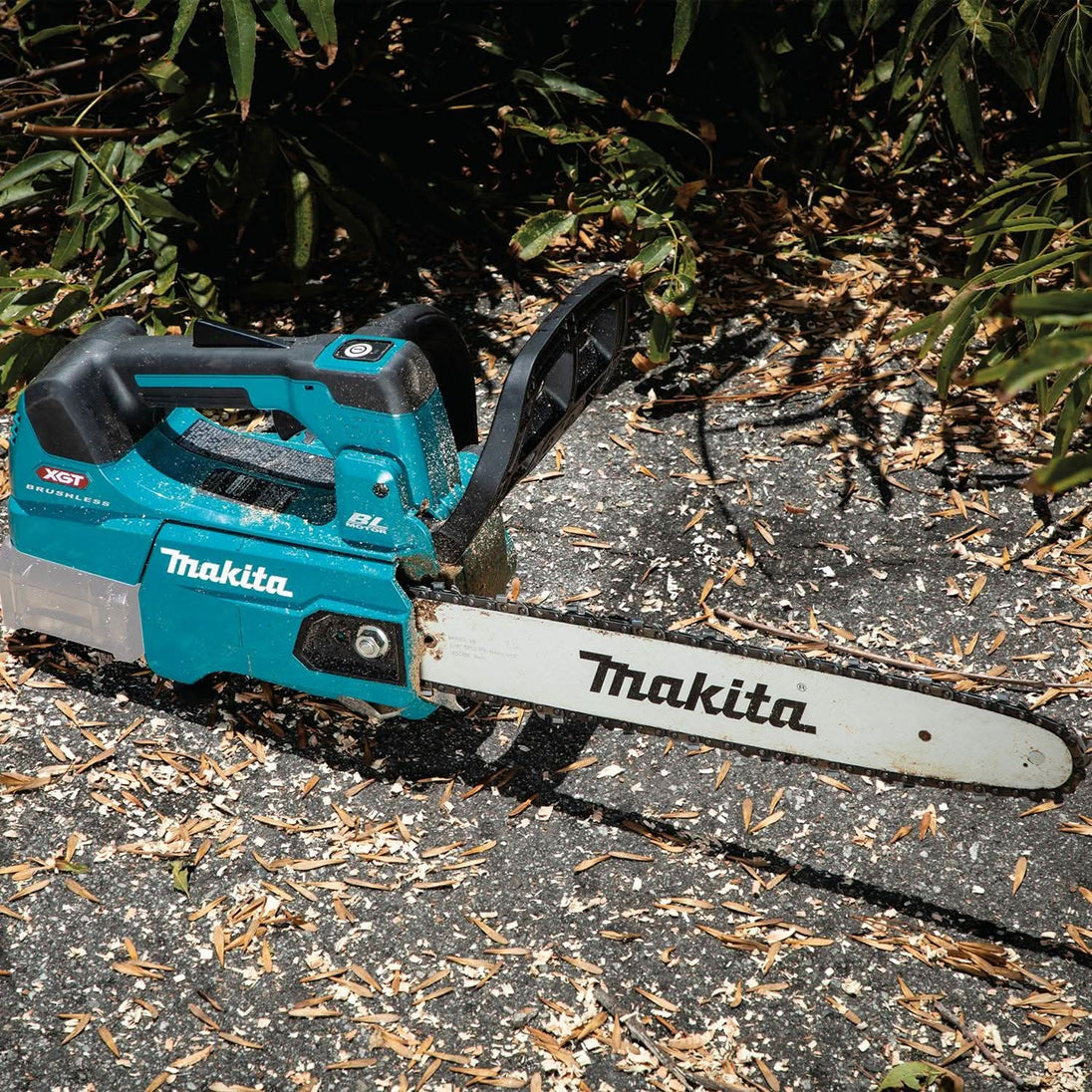 Makita GCU01Z 40V max XGT Brushless Cordless 12" Top Handle Chain Saw, Tool Only Makita