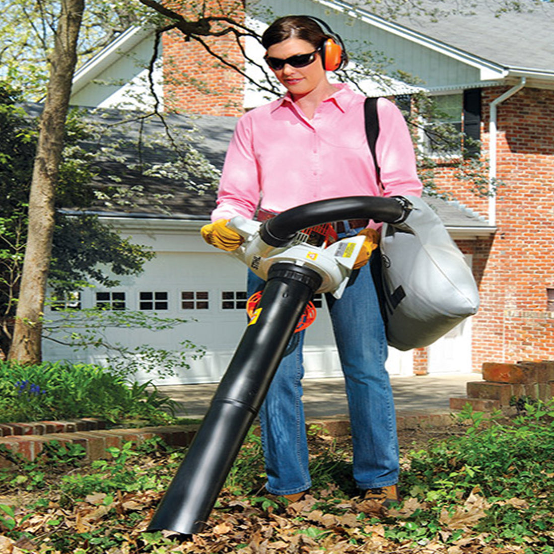 Stihl SH 56 C-E Leaf Blower Shredder Vac STIHL